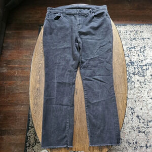 Old Navy Curvy Profile Raw Hem with Split Ankle Black Jeans Size Women's 16 Long